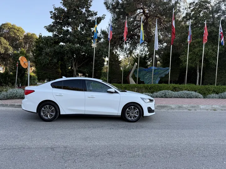 FORD FOCUS DIESEL AUTOMATIC